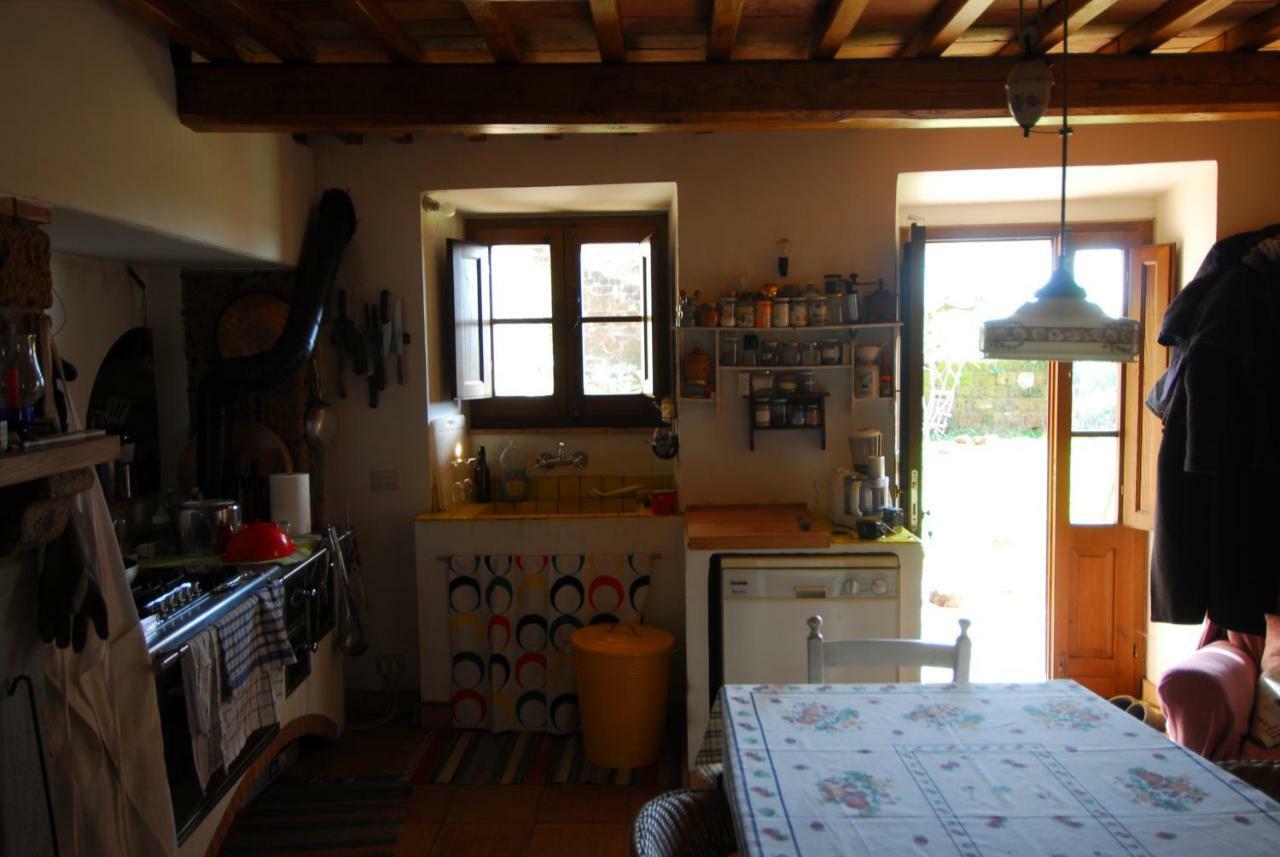 Casa Con Vista Mozzafiato Su Civita Di Bagnoregio Villa Lubriano Bagian luar foto